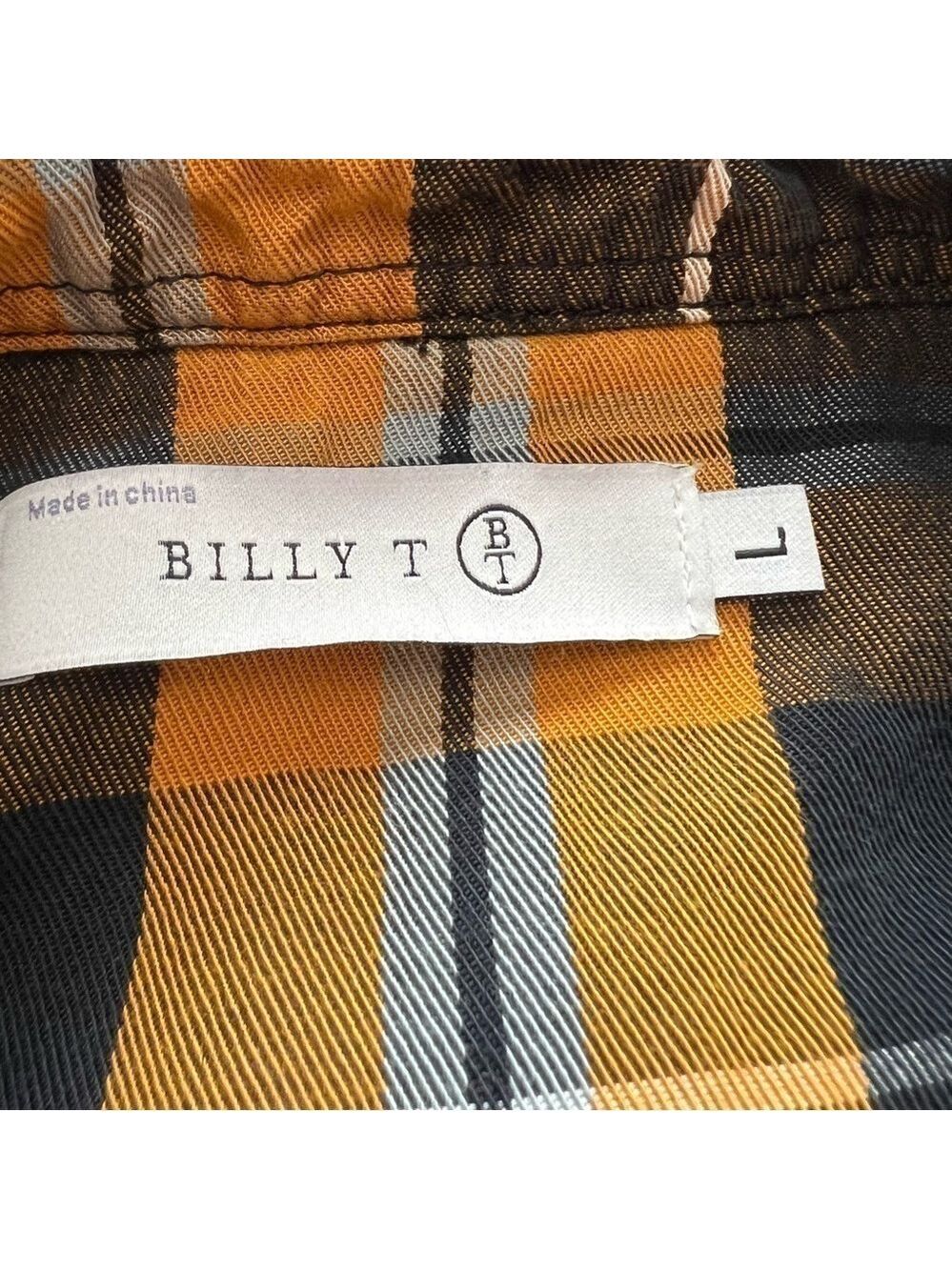 Billy T Women's L Soft Mabry Checkered Gold Long Sleeve Button Up Collared Shirt - Picture 2 of 10